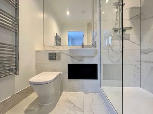 Photo 7- click for photo gallery